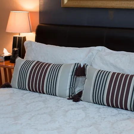 Beech House Oda ve Kahvaltı 5*