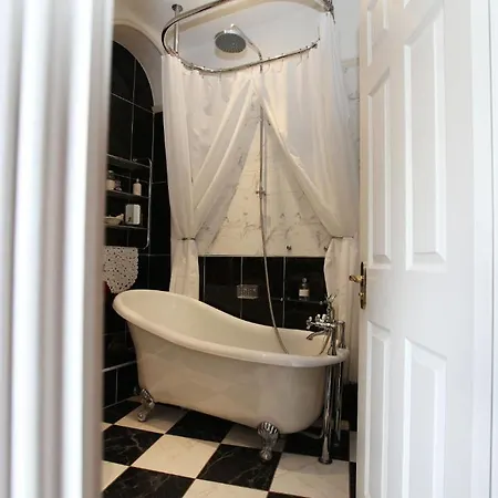 فندق مبيت وإفطار Beech House كندال